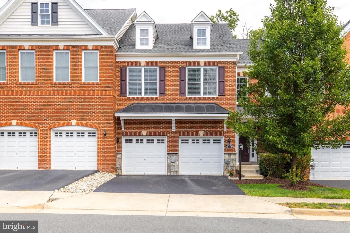 42936 COURTLAND CHASE SQUARE