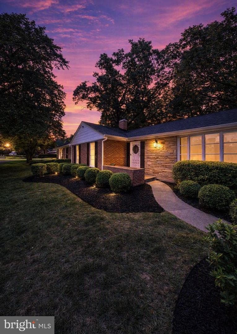 14 THURSTON DRIVE