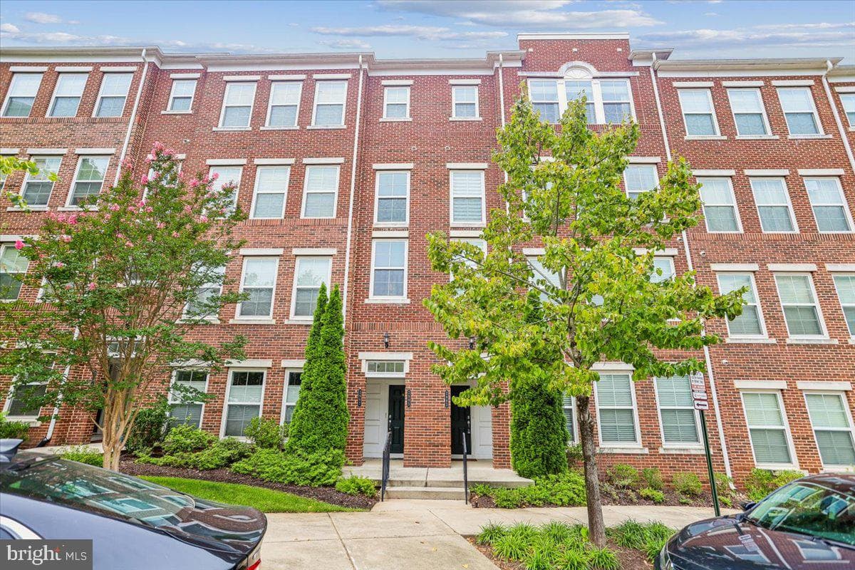 2993 RITTENHOUSE 90