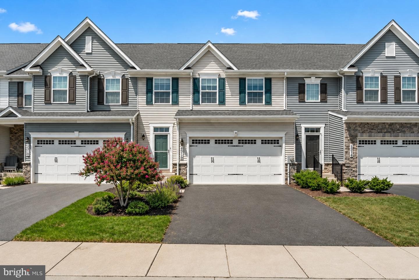 5312 CRAPE MYRTLE DRIVE