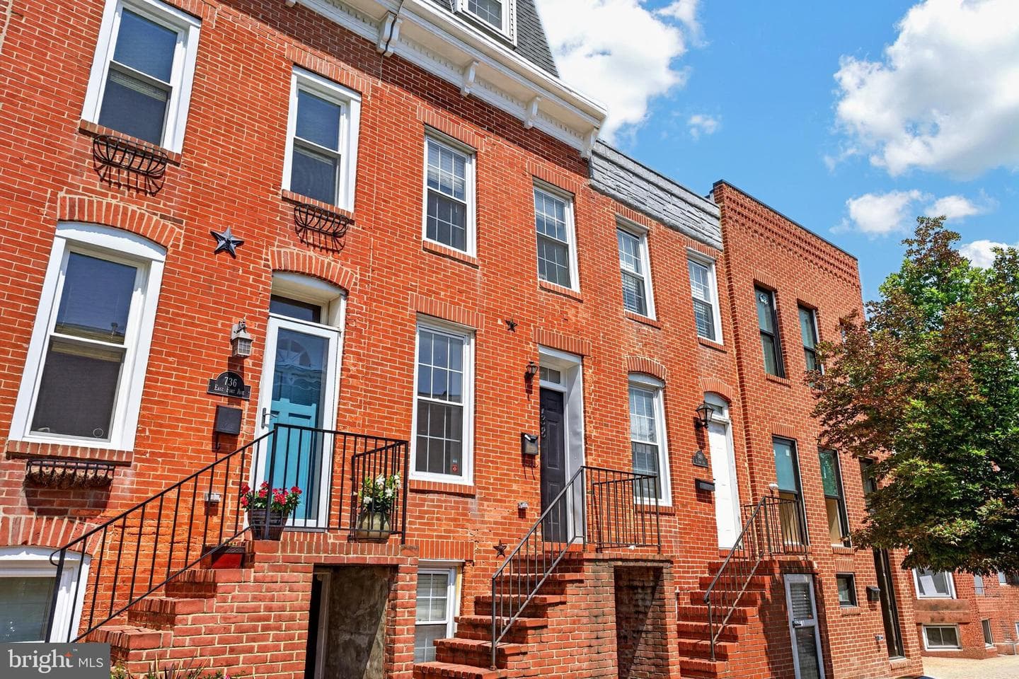 738 E FORT AVENUE - Photo 1