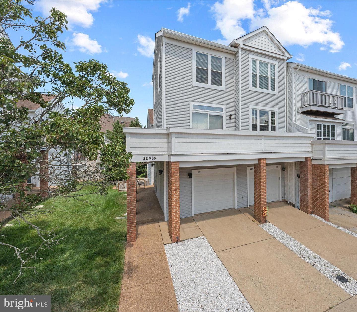 20414 COOL FERN SQUARE