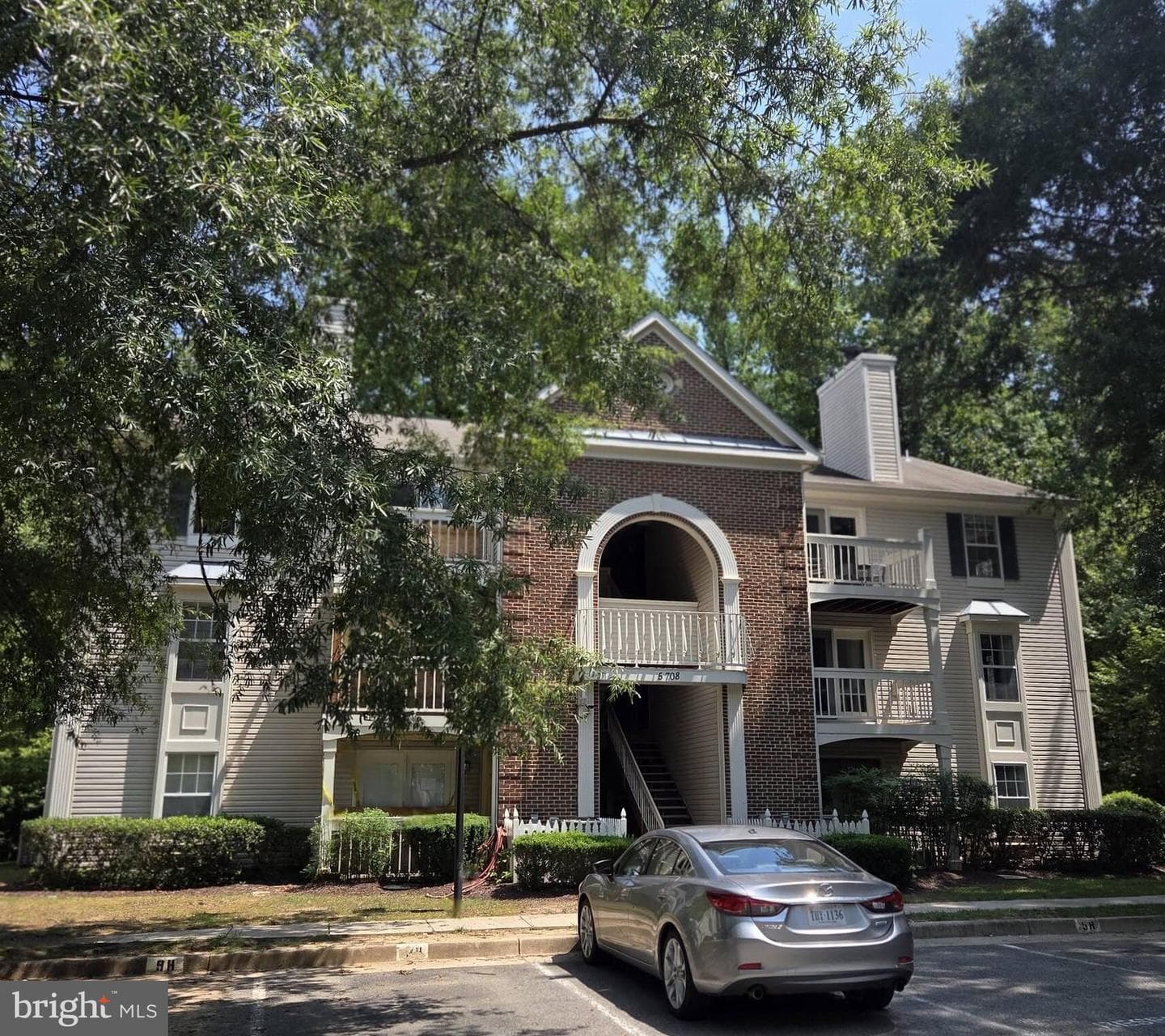 5708 Shadwell CT #101 ALEXANDRIA VA 22309