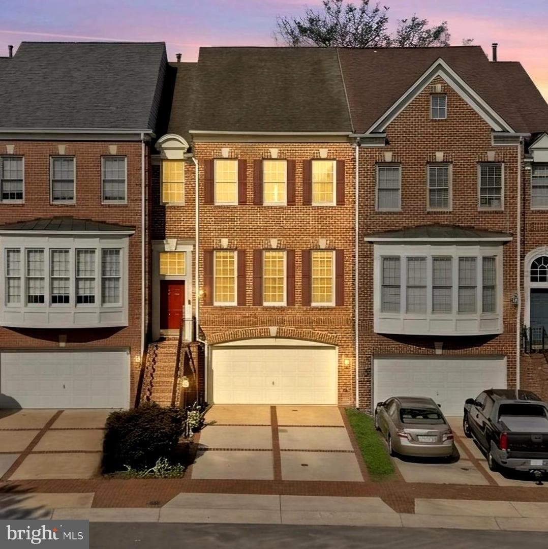 43757 Bent Creek Ter, Leesburg, VA 20176-7431, United States