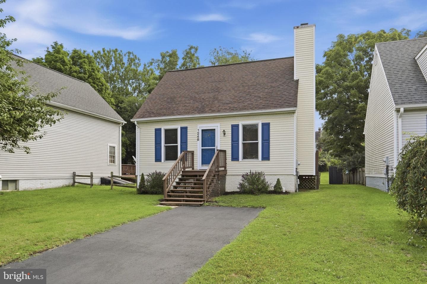 1248 MAGNOLIA COURT