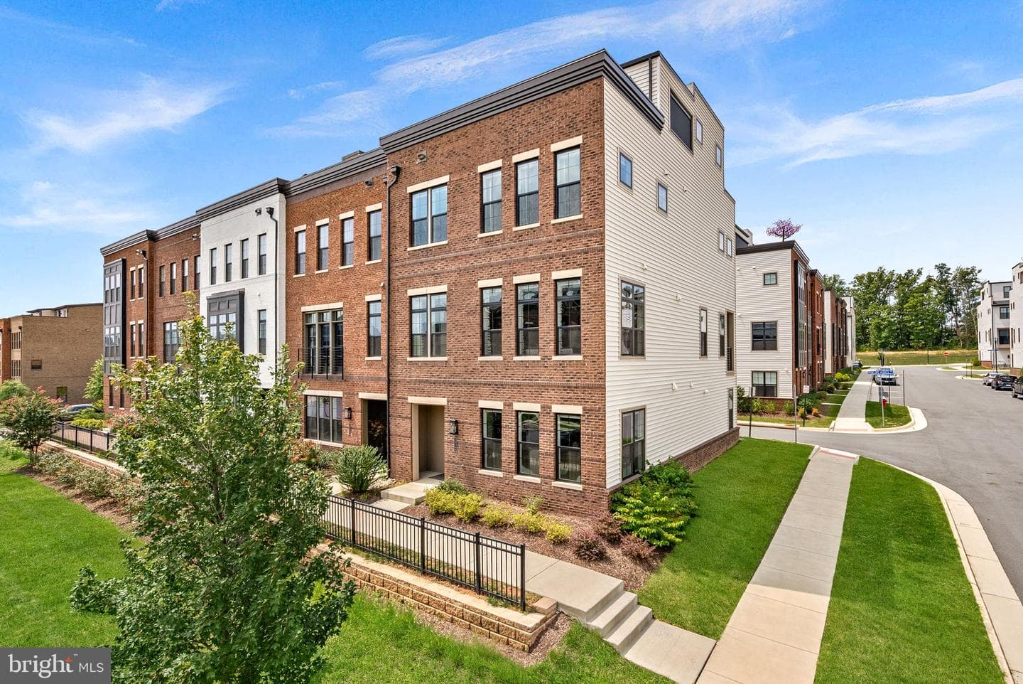 22168 Penelope Heights Ter, Ashburn, VA 20148-5347, United States - Photo 1