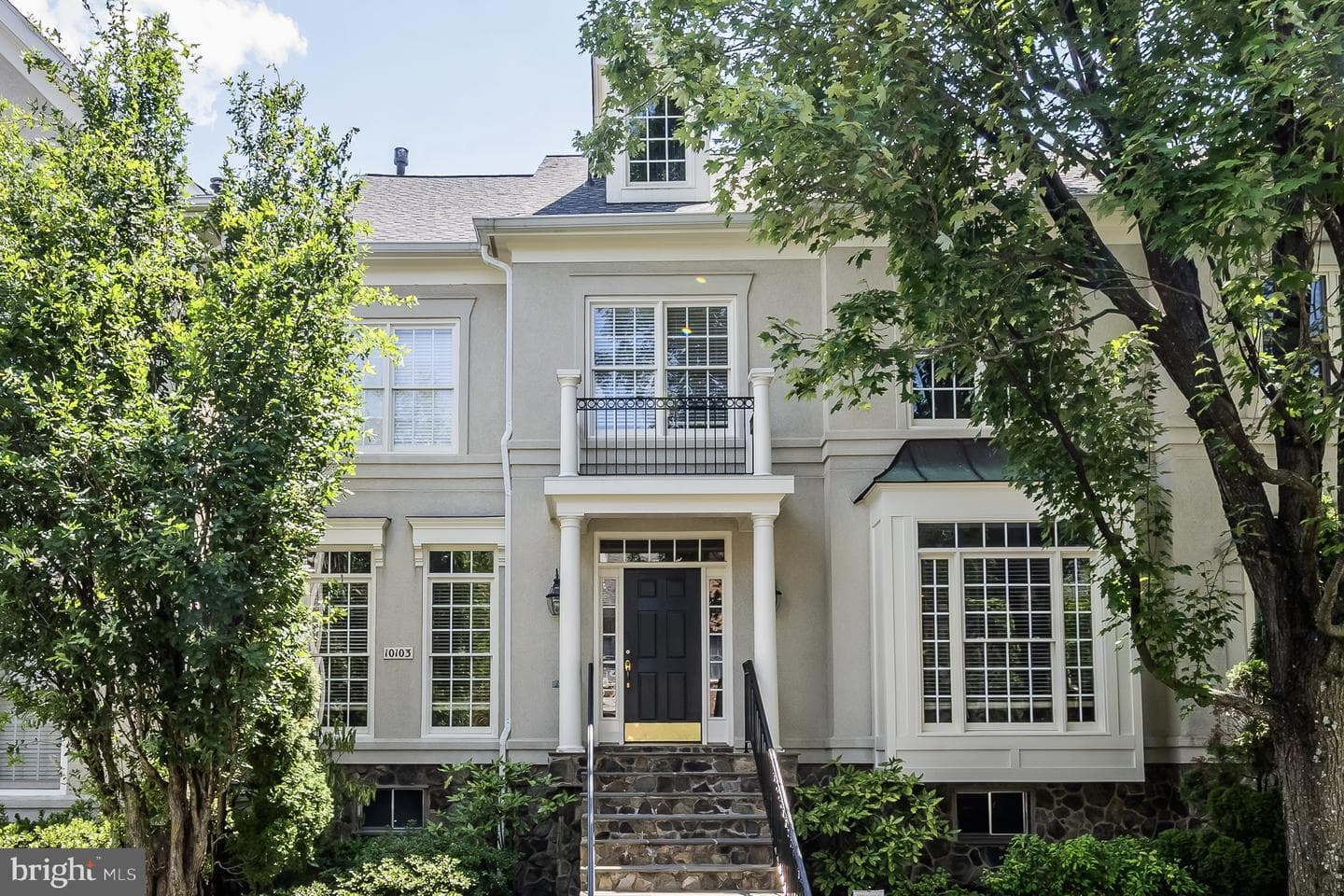 10103 FARR OAK PLACE