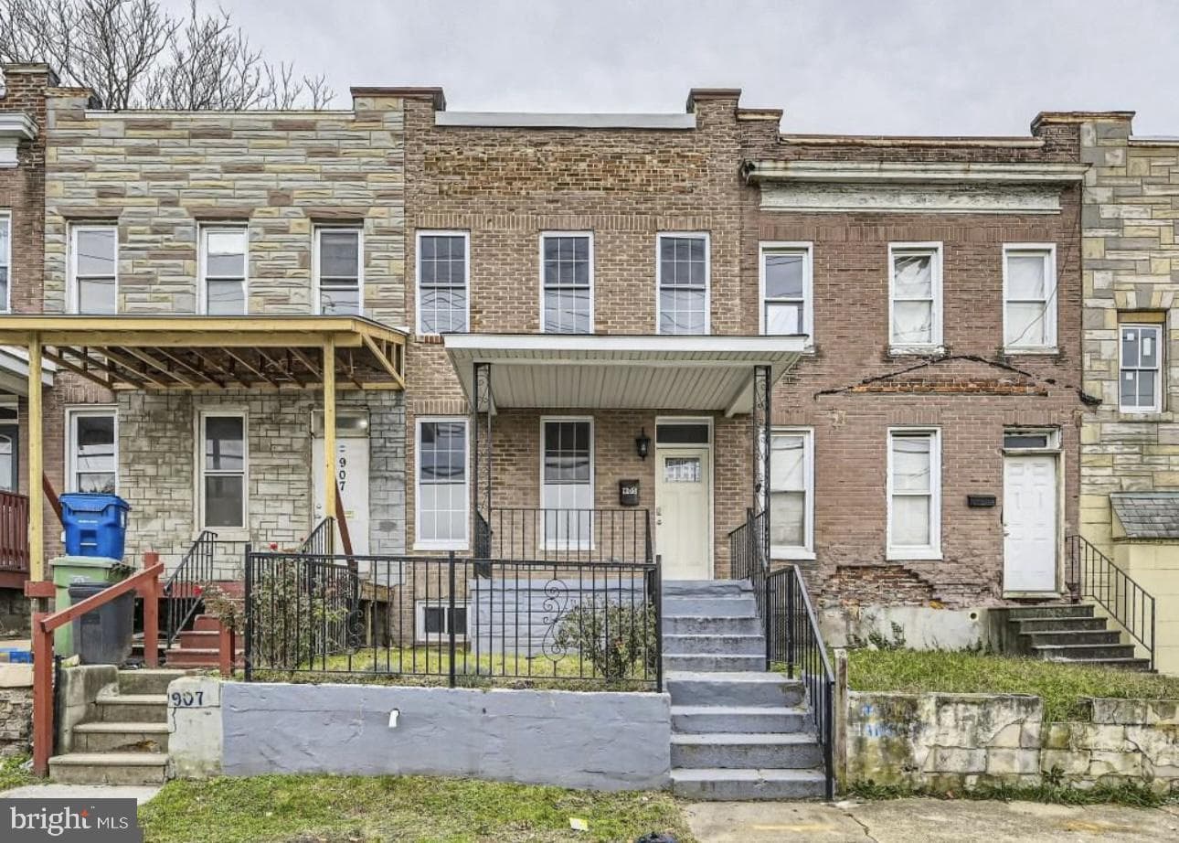 905 E PATAPSCO AVENUE - Photo 1