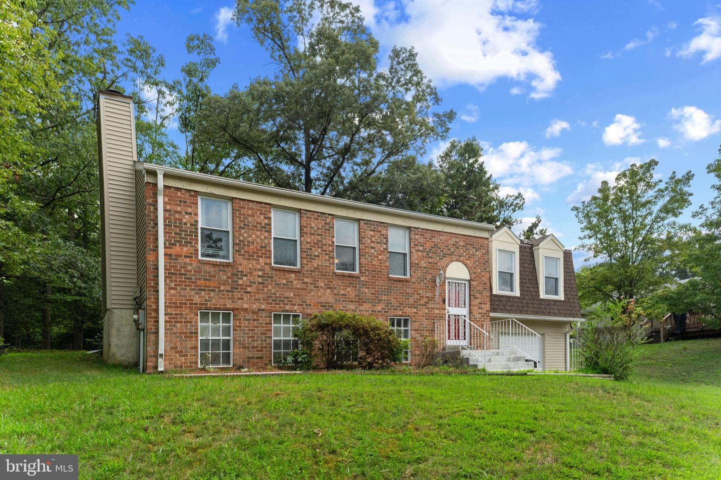 903 CASCADE DRIVE