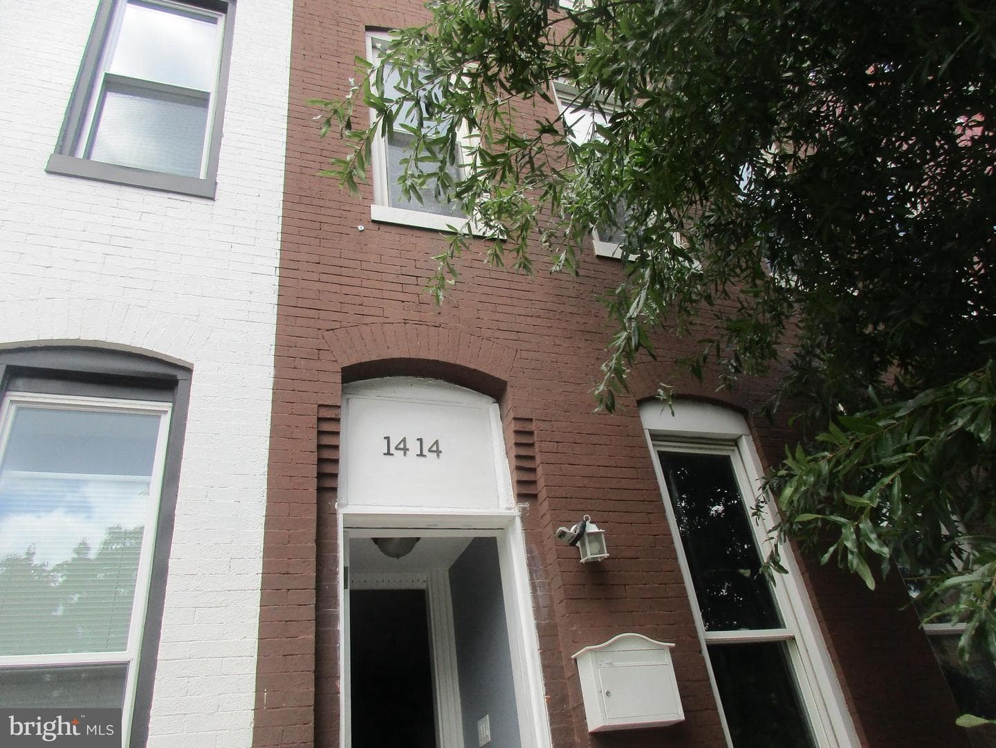 1414 N EDEN STREET