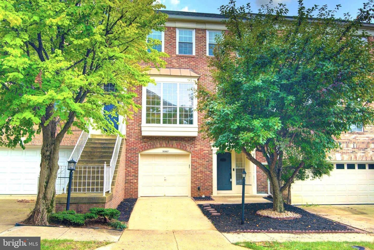 20867 TRINITY SQUARE