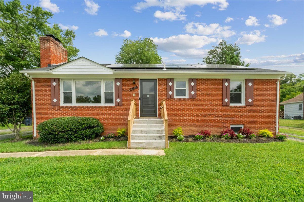 8206 Dangerfield Pl, Clinton, MD 20735-2809, United States