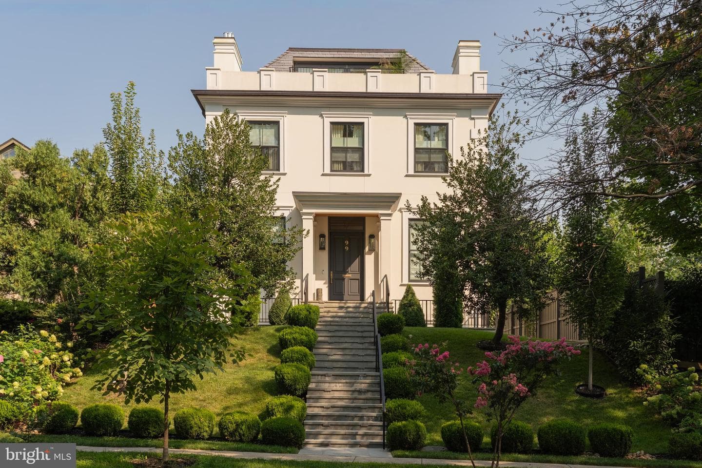 99 OBSERVATORY CIRCLE - Photo 1