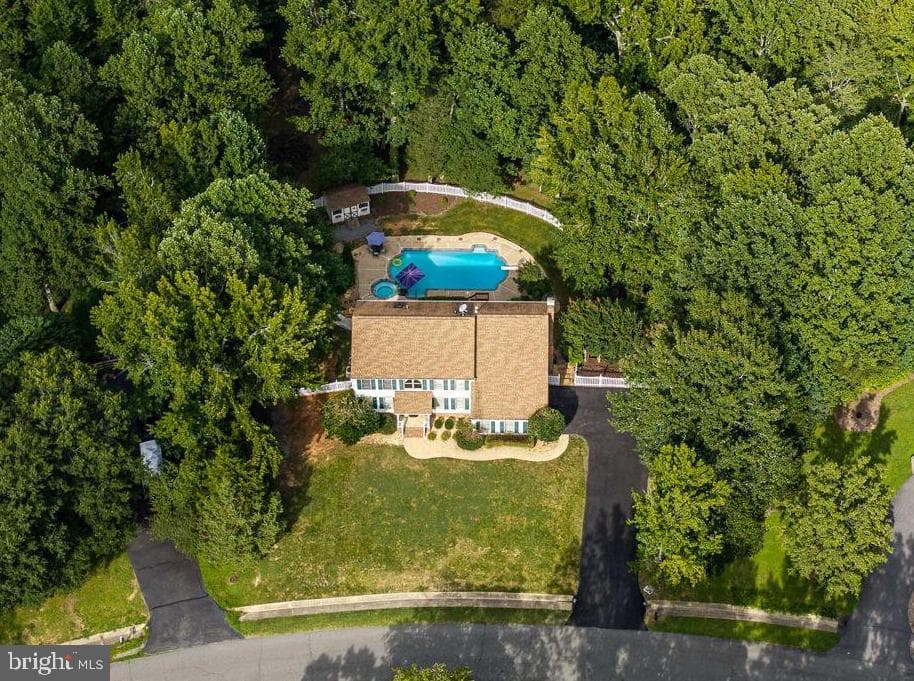 100 BOSCOBEL ROAD