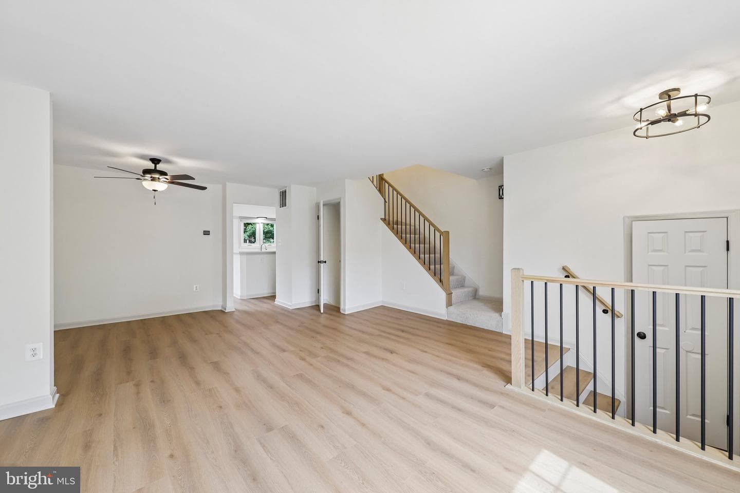 14608 Flower Hill Ct, Centreville, VA 20120-2941, United States