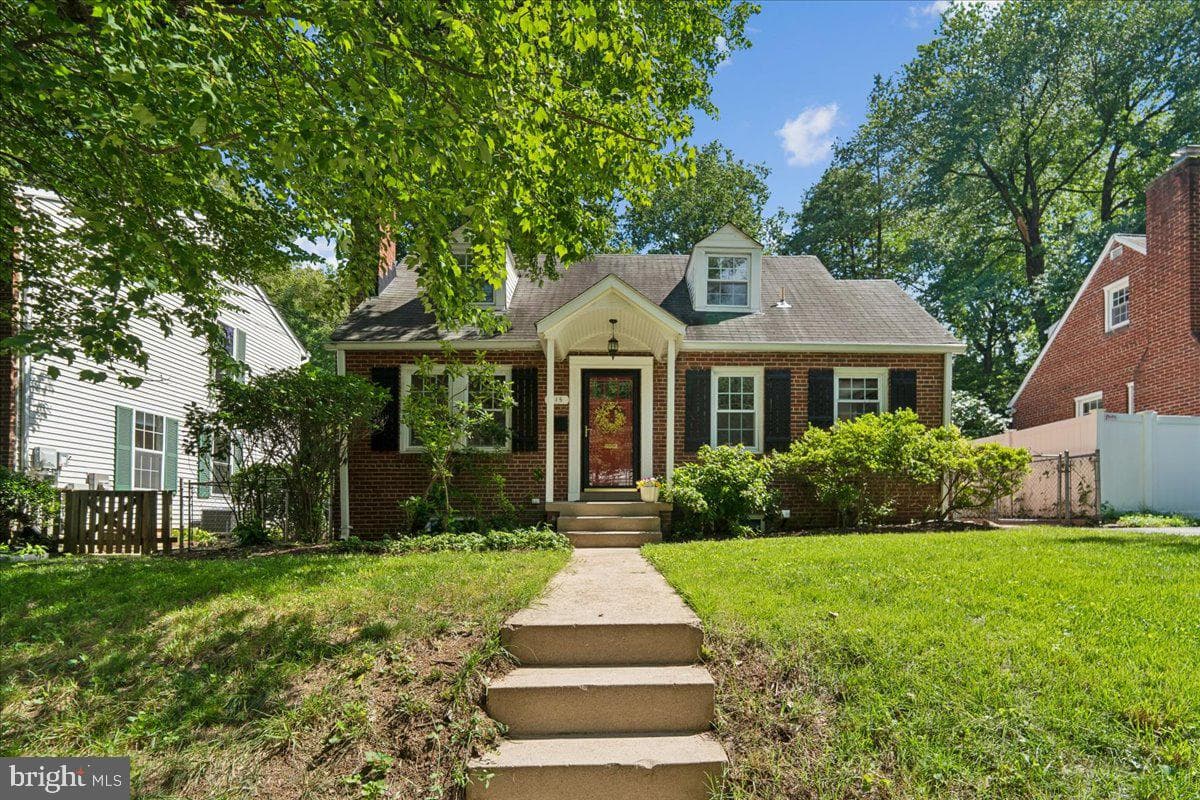 115 Eastmoor Dr, Silver Spring, MD 20901-1508, United States