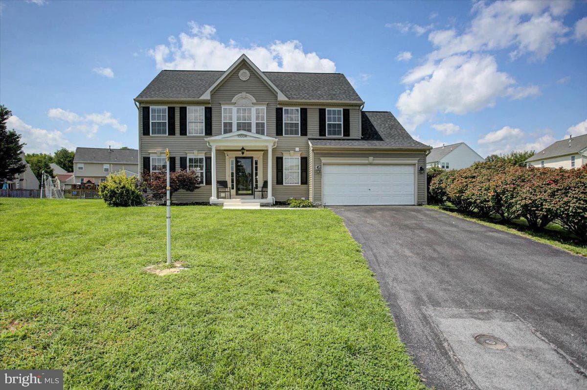 10004 Shirley Ct, Hagerstown, MD 21740-9602, United States