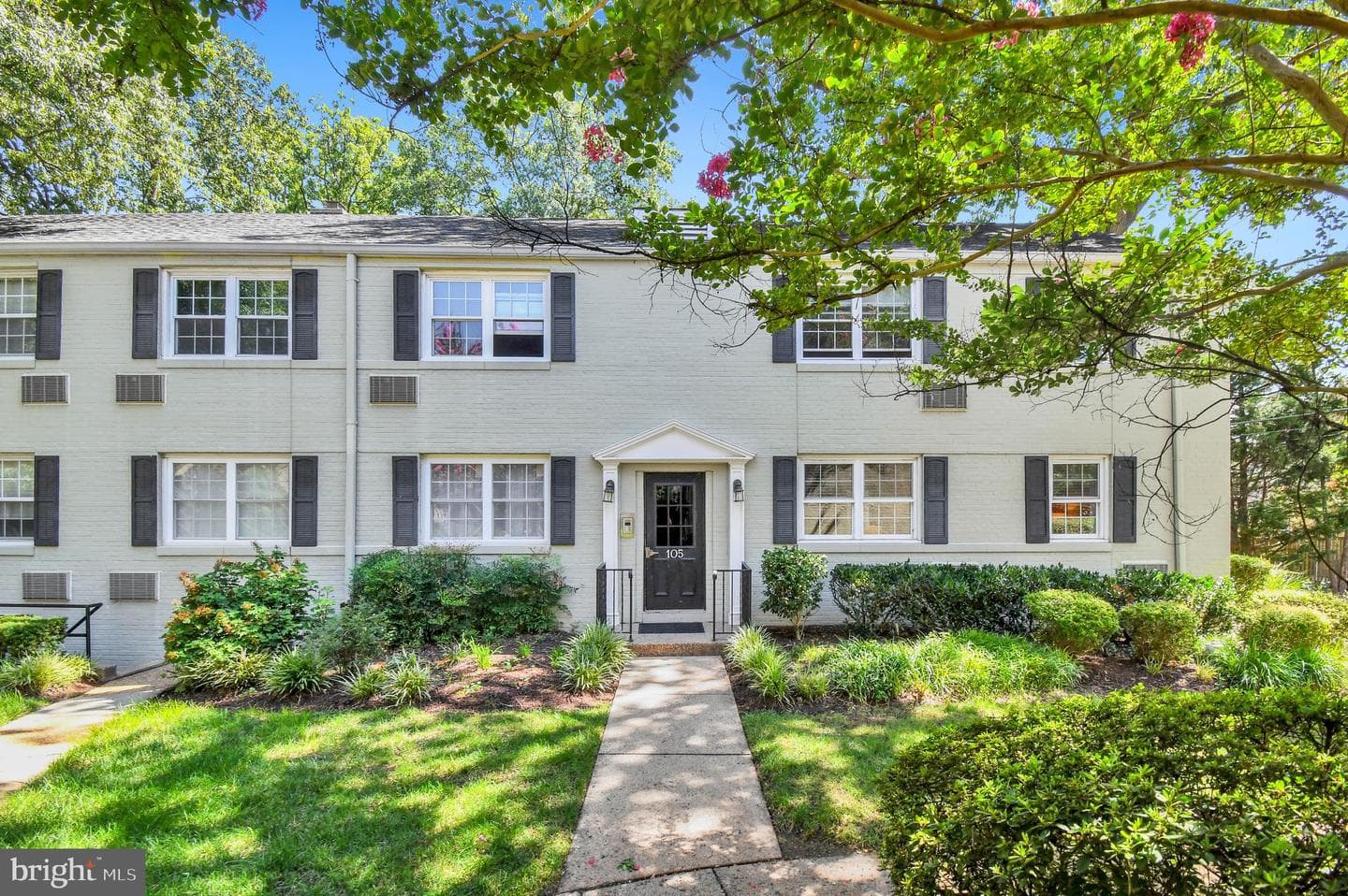 105 N GEORGE MASON DRIVE 1053