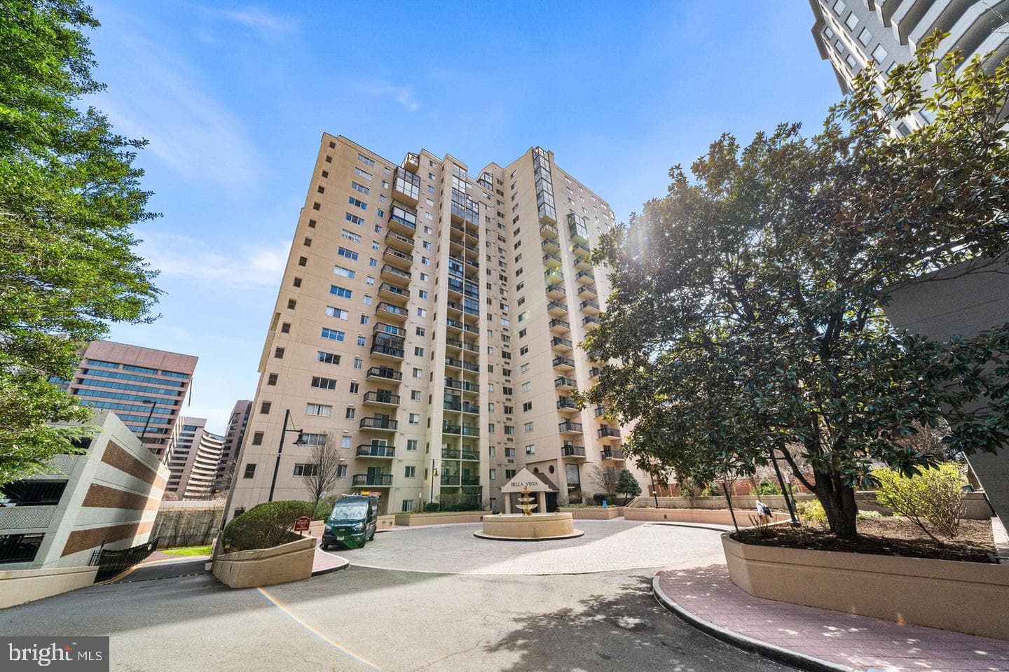 1211 S EADS ST #1305,ARLINGTON,VA,22202,ARLINGTON