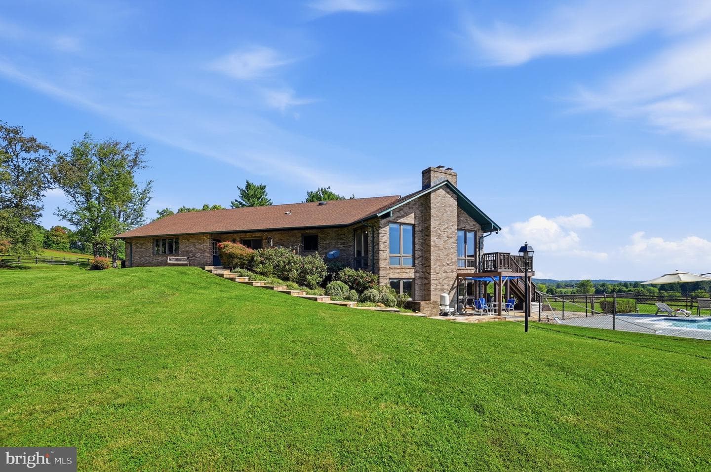 42243 Sugarloaf View Ln, Leesburg, VA 20176-5303, United States