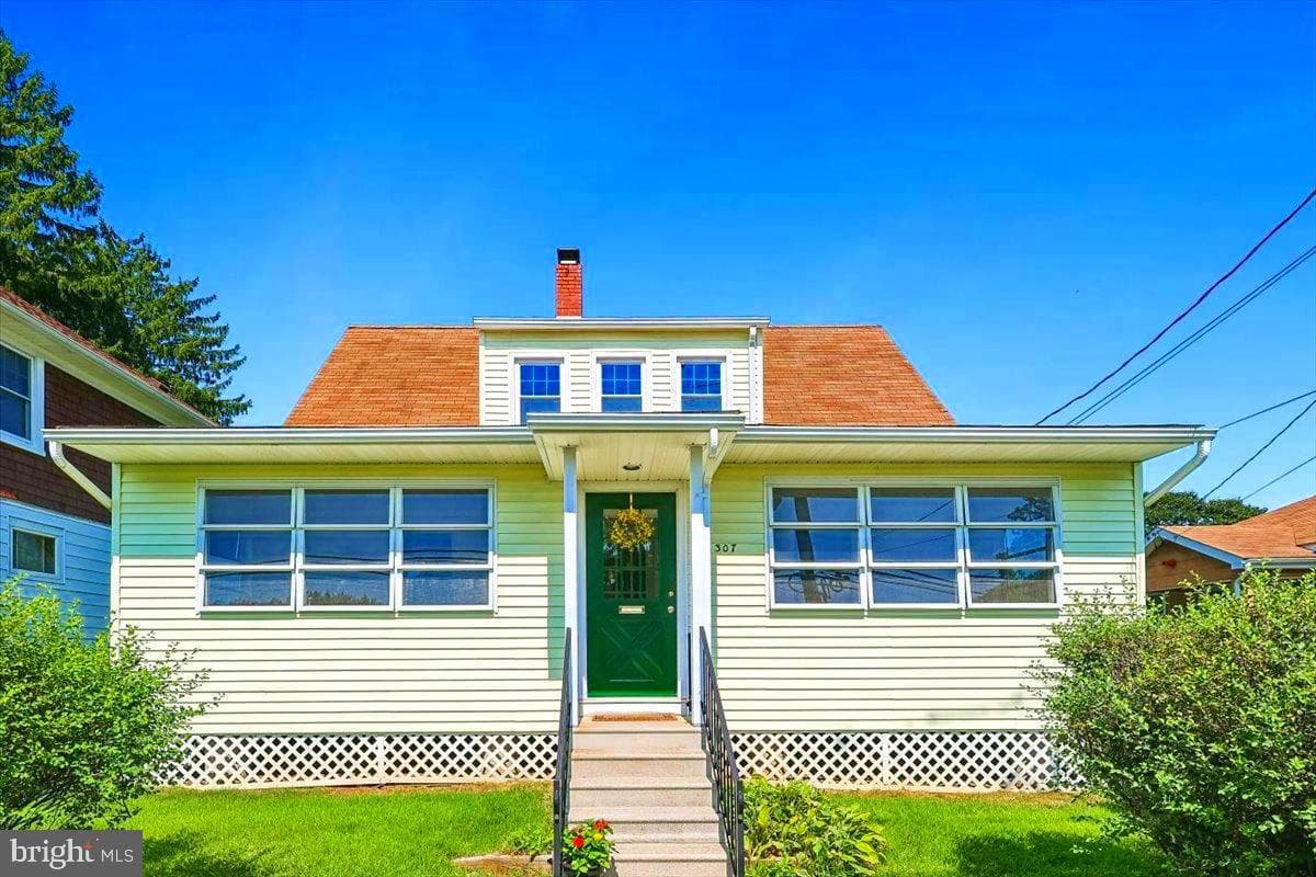 307 MELVIN AVENUE