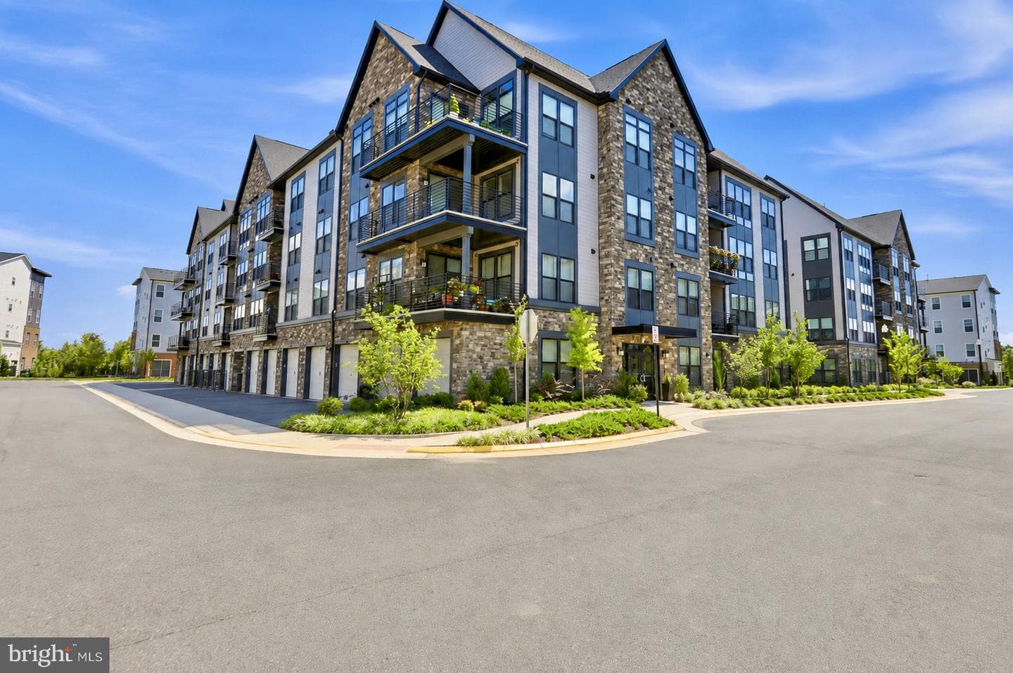 23650 HAVELOCK WALK TERRACE 407
