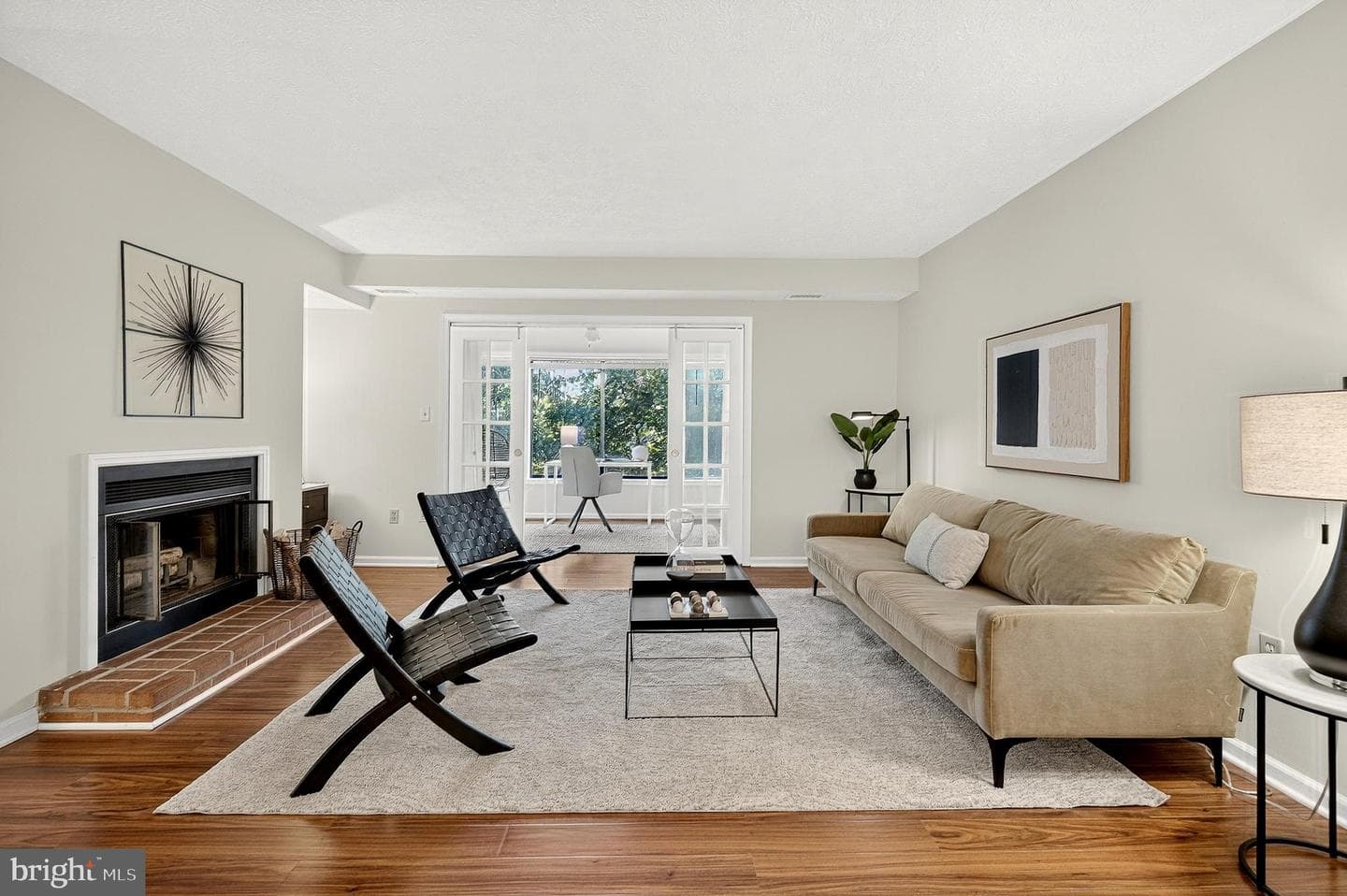 2316 Hunters Run Dr, Reston, VA 20191-2830, United States