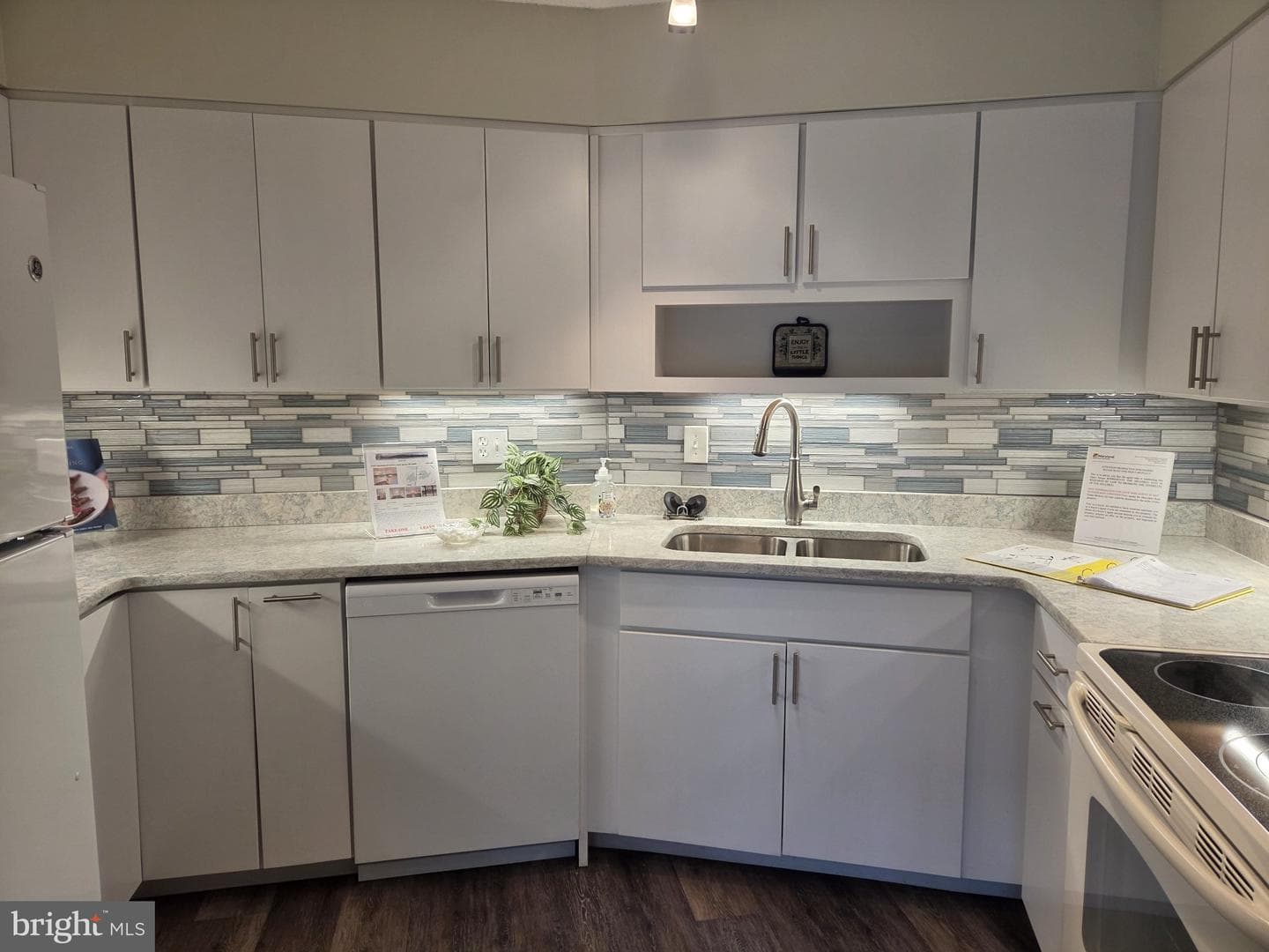 15107 INTERLACHEN DRIVE 2-517