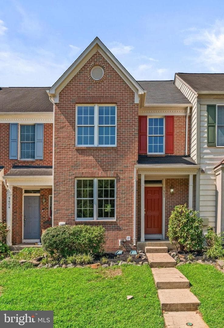 9402 STEEPLE COURT