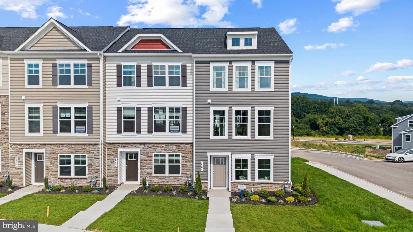 1556 BENTSTALK DRIVE