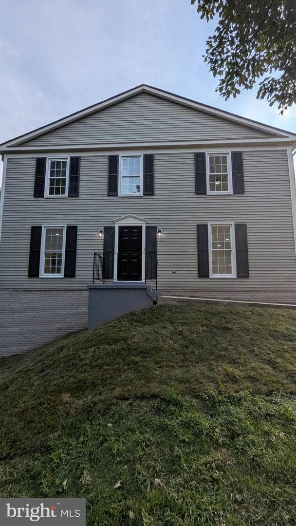 3015 Bromley Ct, Woodbridge, VA 22192-1121, United States