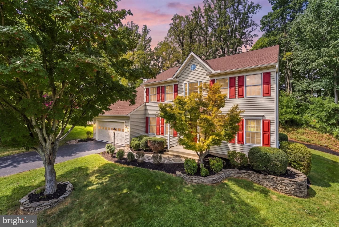 2038 HANSON LANE
