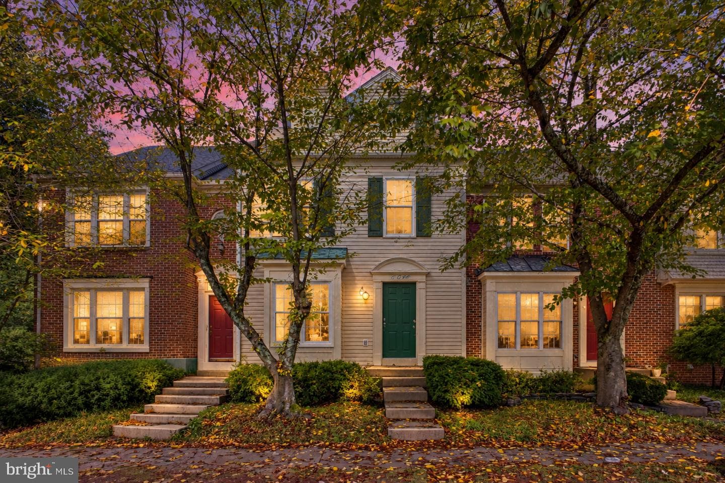 6048 Raina Dr, Centreville, VA 20120-3446, United States