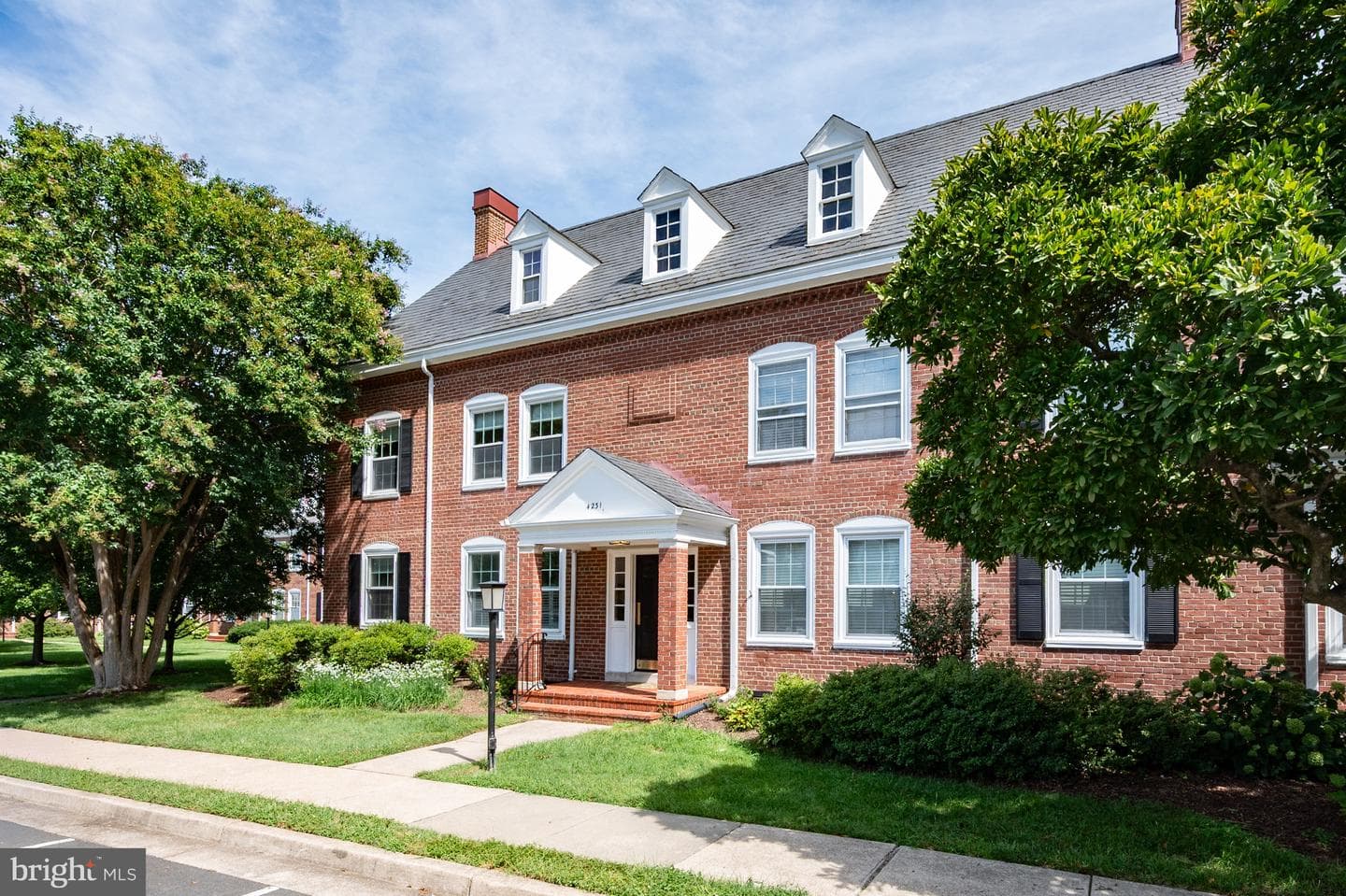 4231 35th St S, Arlington, VA 22206-1830, United States