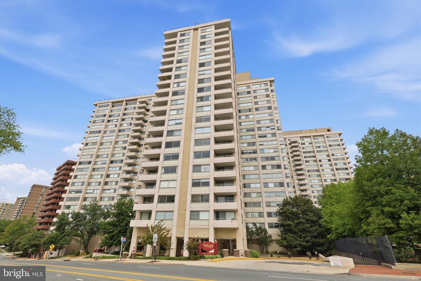 4515 Willard Ave, Chevy Chase, MD 20815-3601, United States