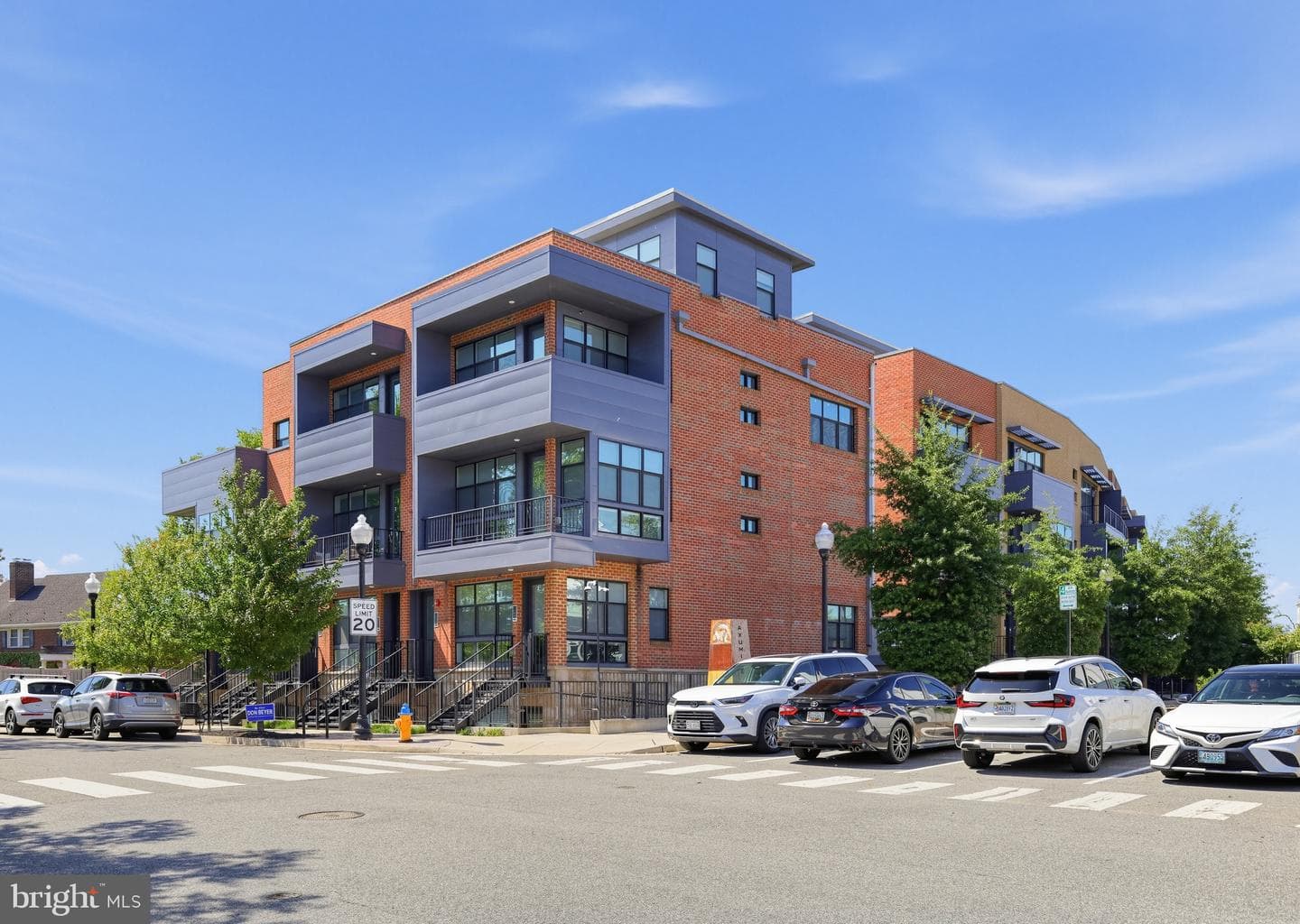 1108 S Highland St, Arlington, VA 22204-4487, United States