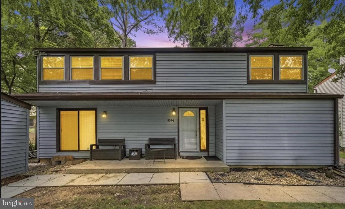 9076 GOLDAMBER GARTH