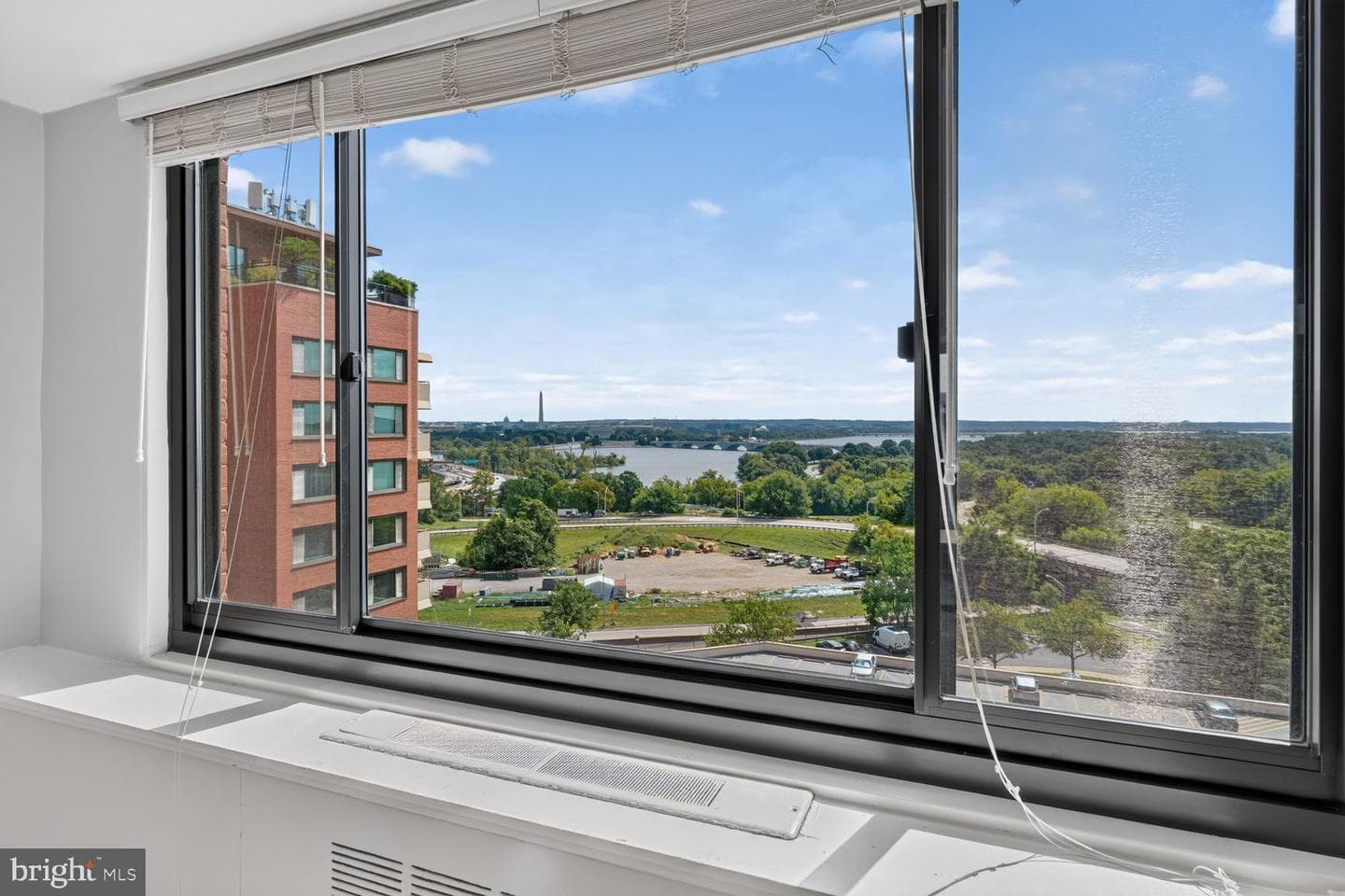 1011 ARLINGTON BOULEVARD 942