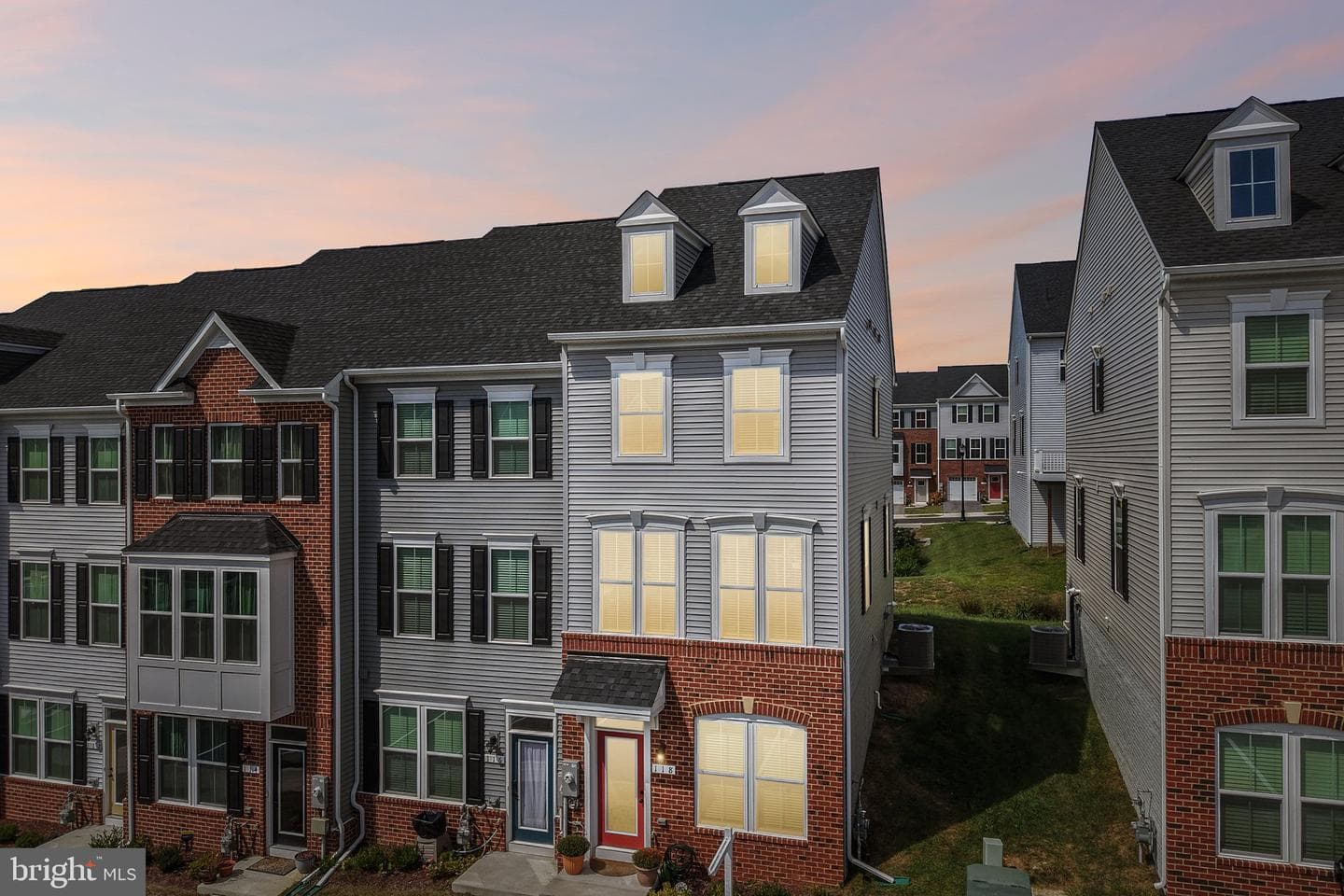 118 Woodgate Cir, Pasadena, MD 21122-1797, United States