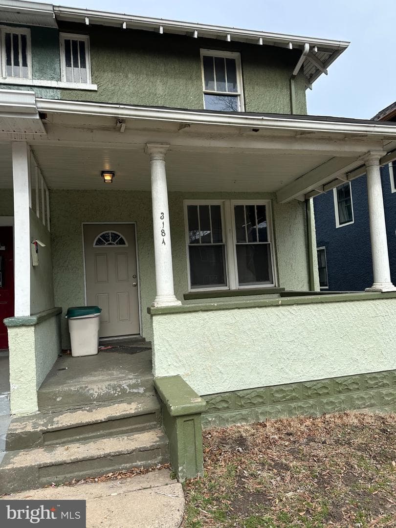 318 E Raymond Ave, Alexandria, VA 22301-1038, United States
