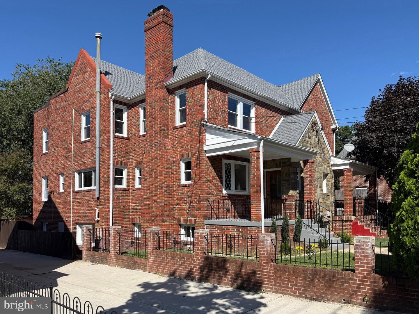309 Rittenhouse St NW, Washington, DC 20011-1309, United States - Photo 1