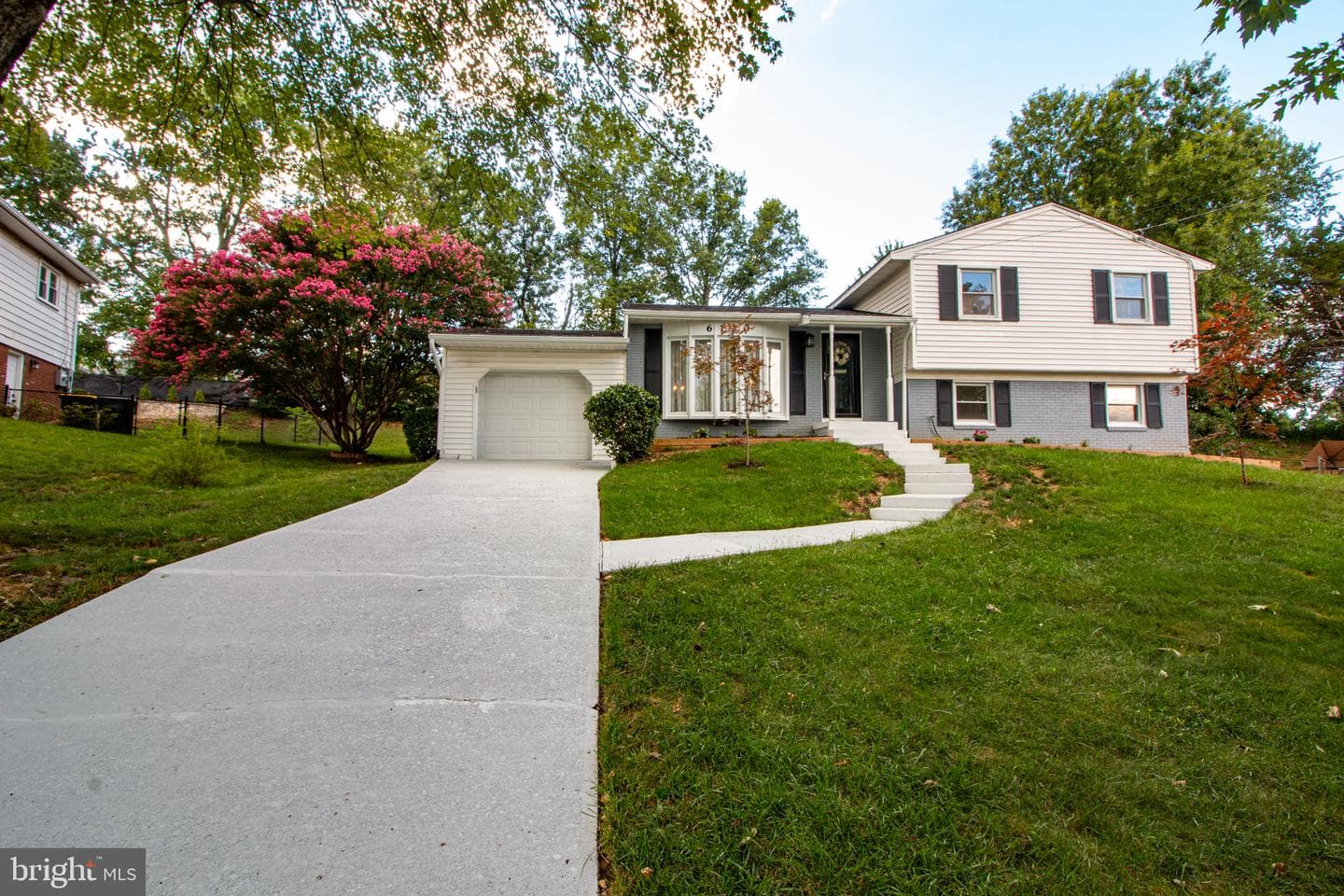 6120 Squire Ln, Alexandria, VA 22310-2013, United States