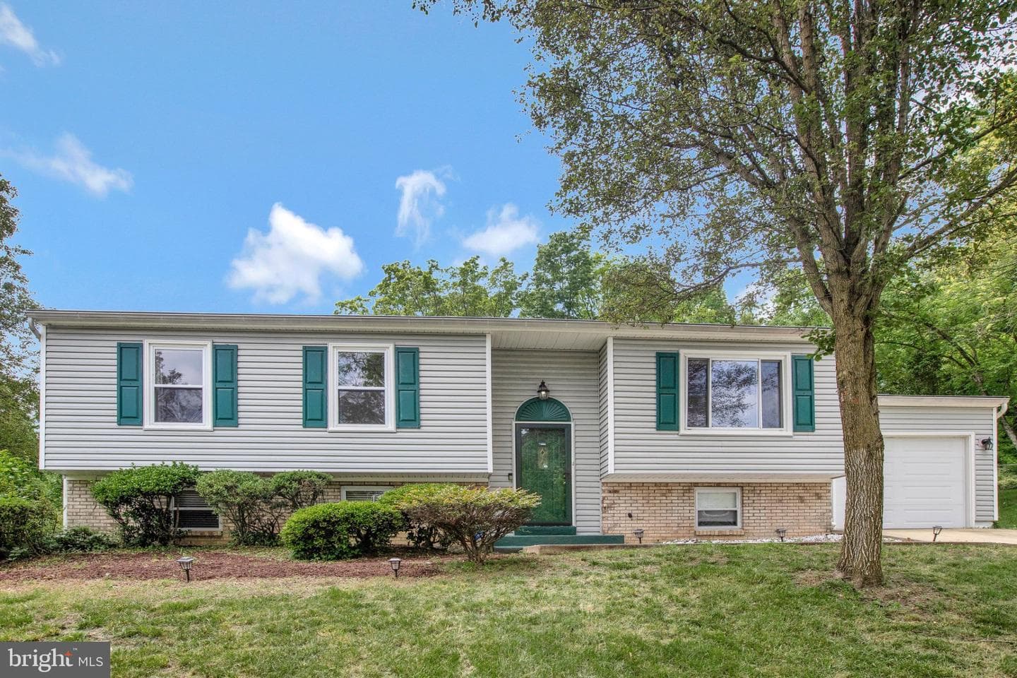 9201 Branchview Dr, Fort Washington, MD 20744-4862, United States