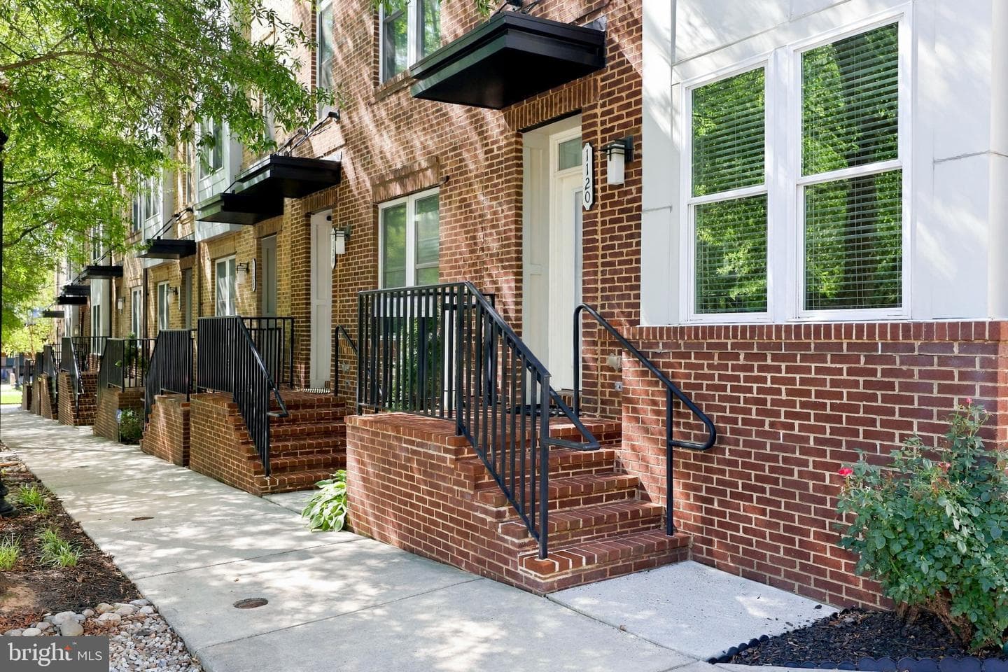 1120 S Lincoln St, Arlington, VA 22204-2493, United States