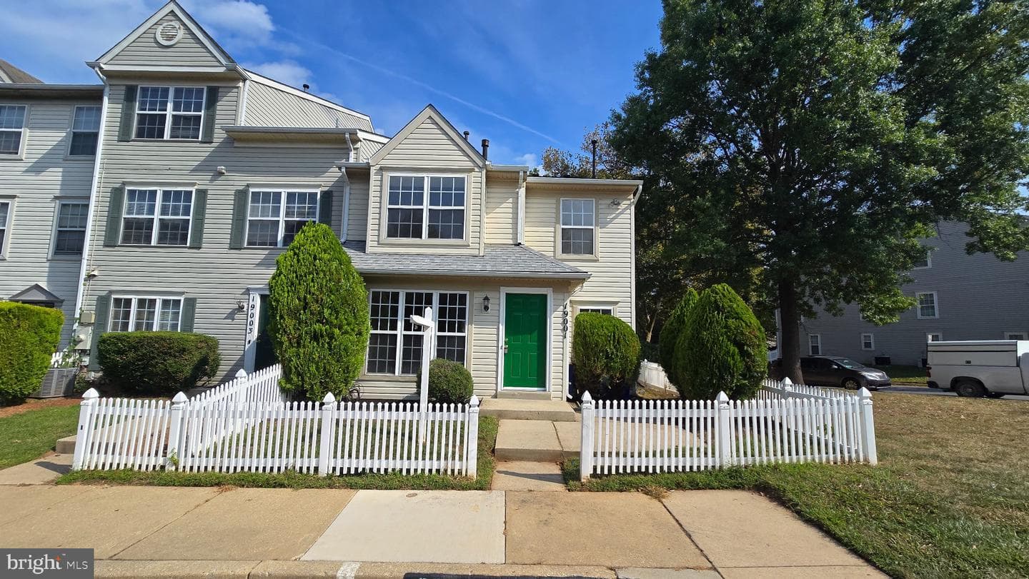 19001 LARK SONG TER,GERMANTOWN,MD,20874,MONTGOMERY