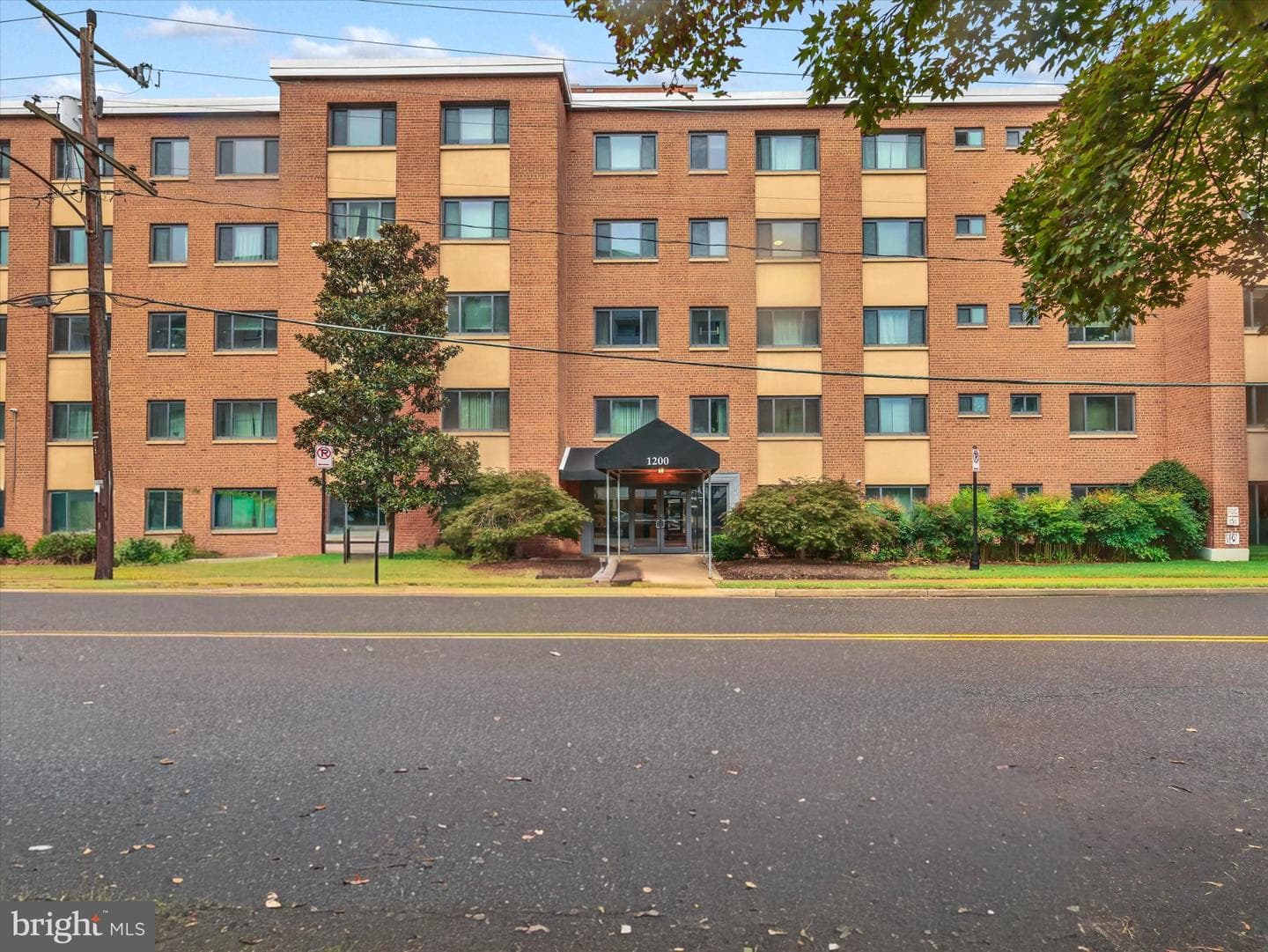 1200 S Arlington Ridge Rd, Arlington, VA 22202-1940, United States