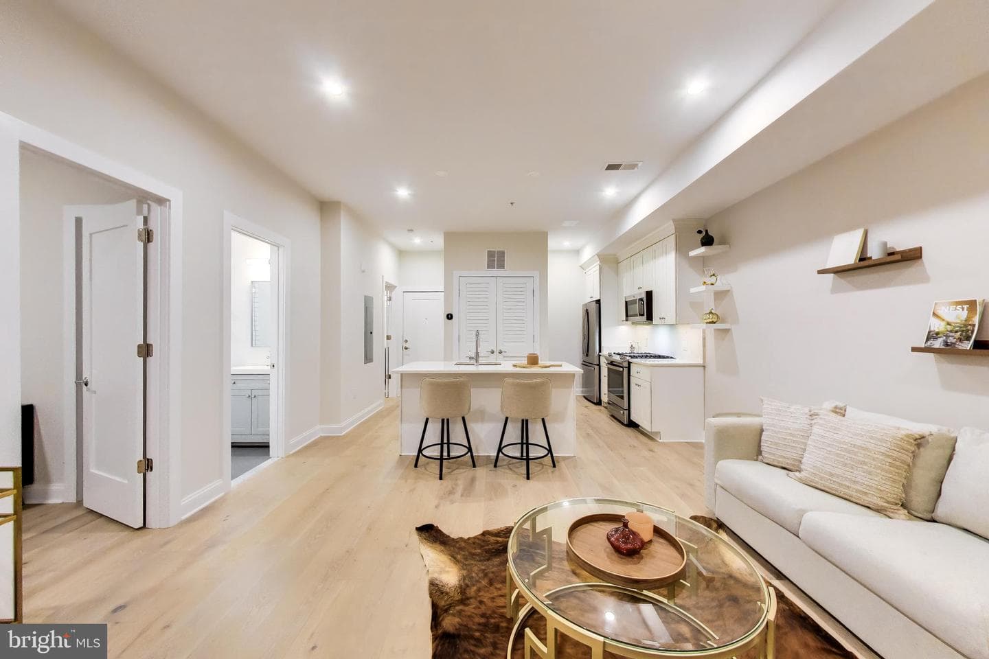 4319 Harrison St NW, Washington, DC 20015-2122, United States