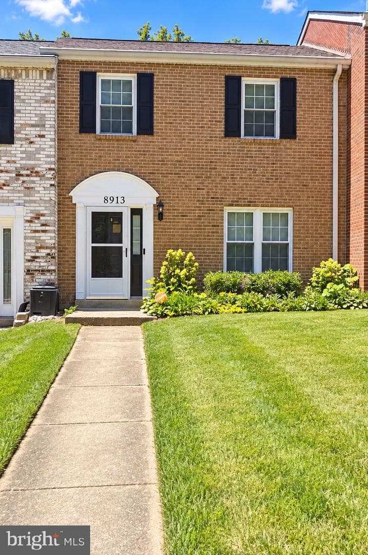 8913 Grandhaven Ave, Upper Marlboro, MD 20772-5243, United States