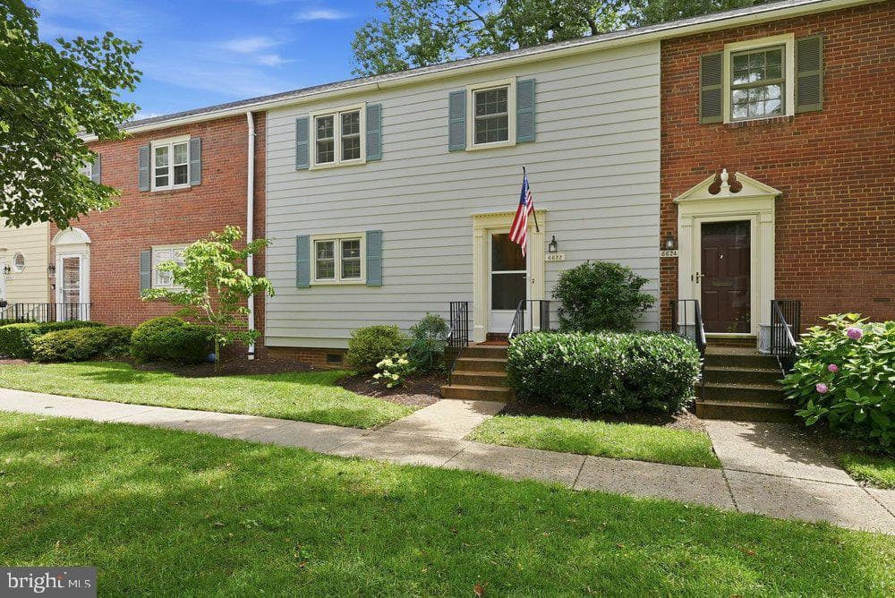 6622 Hillandale Rd, Chevy Chase, MD 20815-6406, United States
