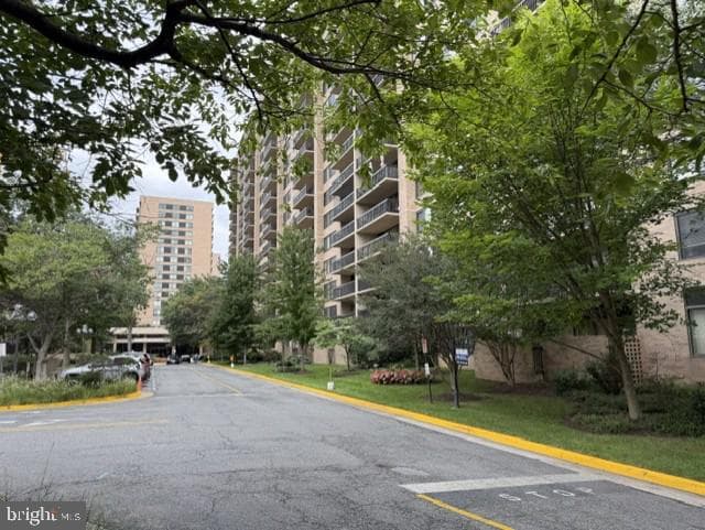 3713 S George Mason Dr, Falls Church, VA 22041-3228, United States